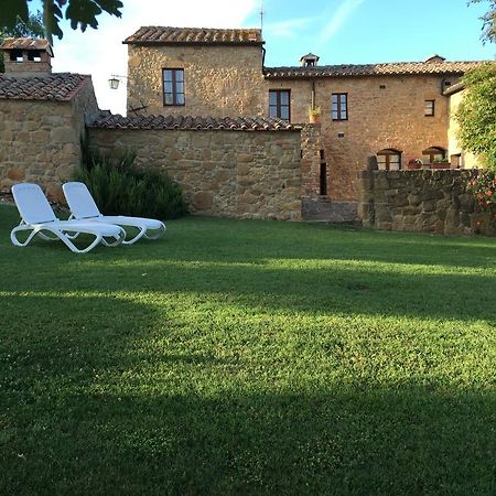 Villa Fonte All'Oppio Con Area Piscina Recintata Pienza Kültér fotó