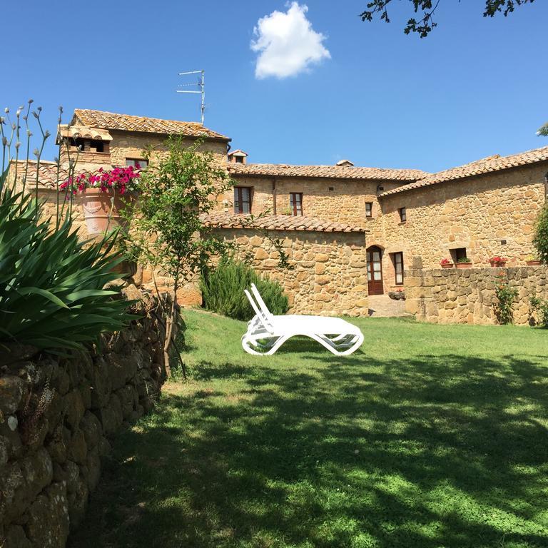 Villa Fonte All'Oppio Con Area Piscina Recintata Pienza Kültér fotó
