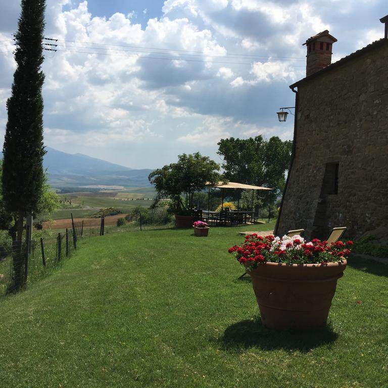 Villa Fonte All'Oppio Con Area Piscina Recintata Pienza Kültér fotó