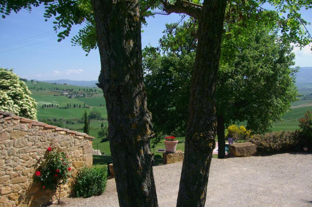 Villa Fonte All'Oppio Con Area Piscina Recintata Pienza Kültér fotó