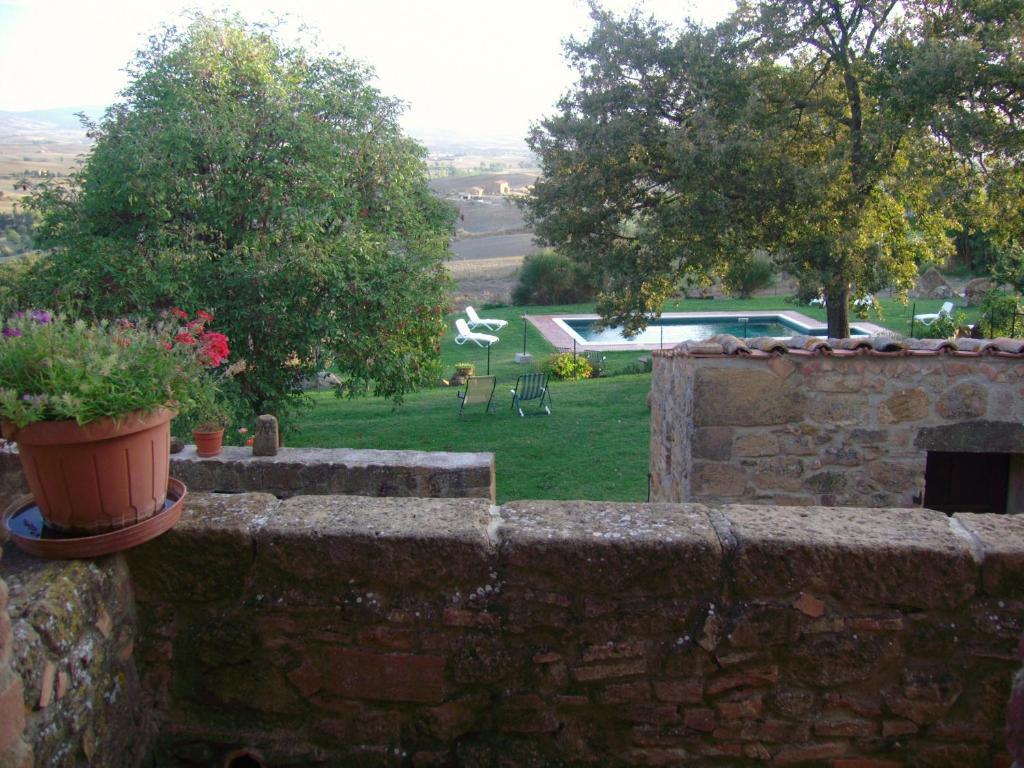 Villa Fonte All'Oppio Con Area Piscina Recintata Pienza Kültér fotó